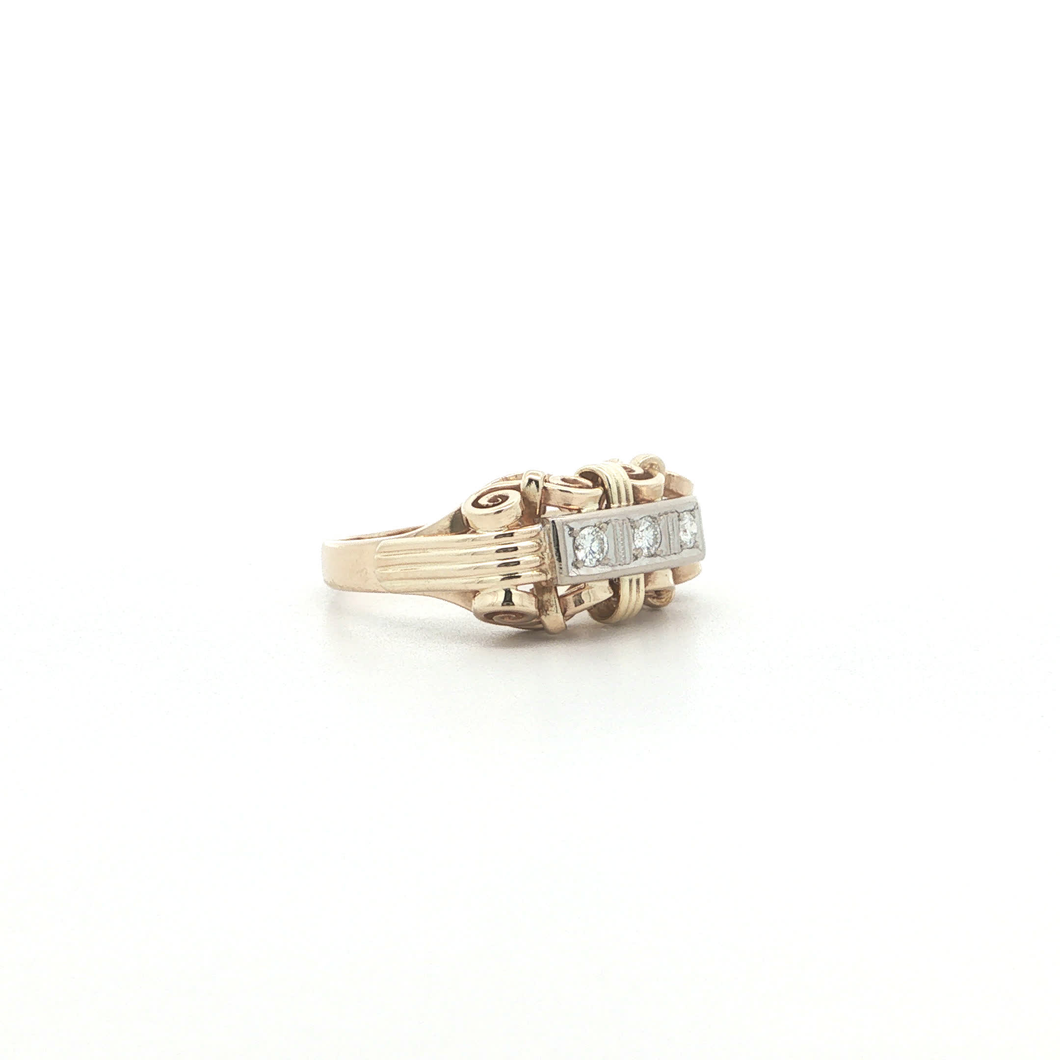 "Golden 40s" - Vintage Ring in 14kt Gelbgold mit Brillanten - Juwelier Steiger