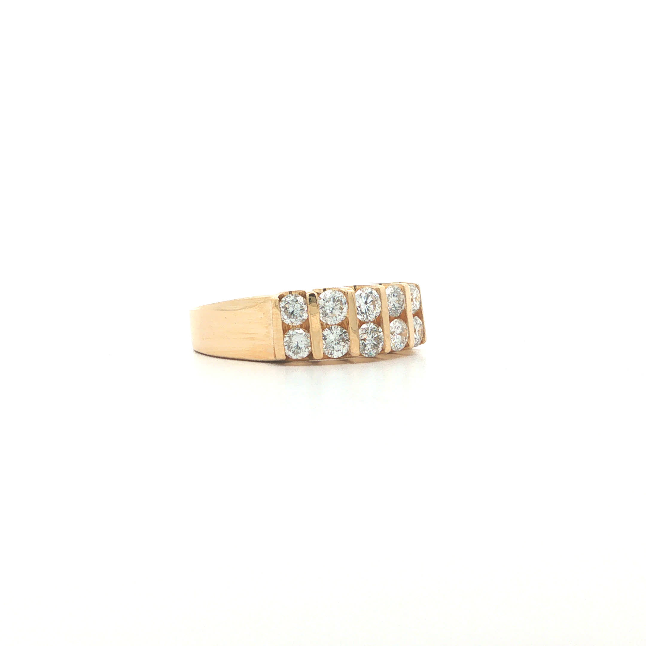 "Golden Scala" Vintage Ring in 14 Karat Gelbgold mit Brillanten - Juwelier Steiger