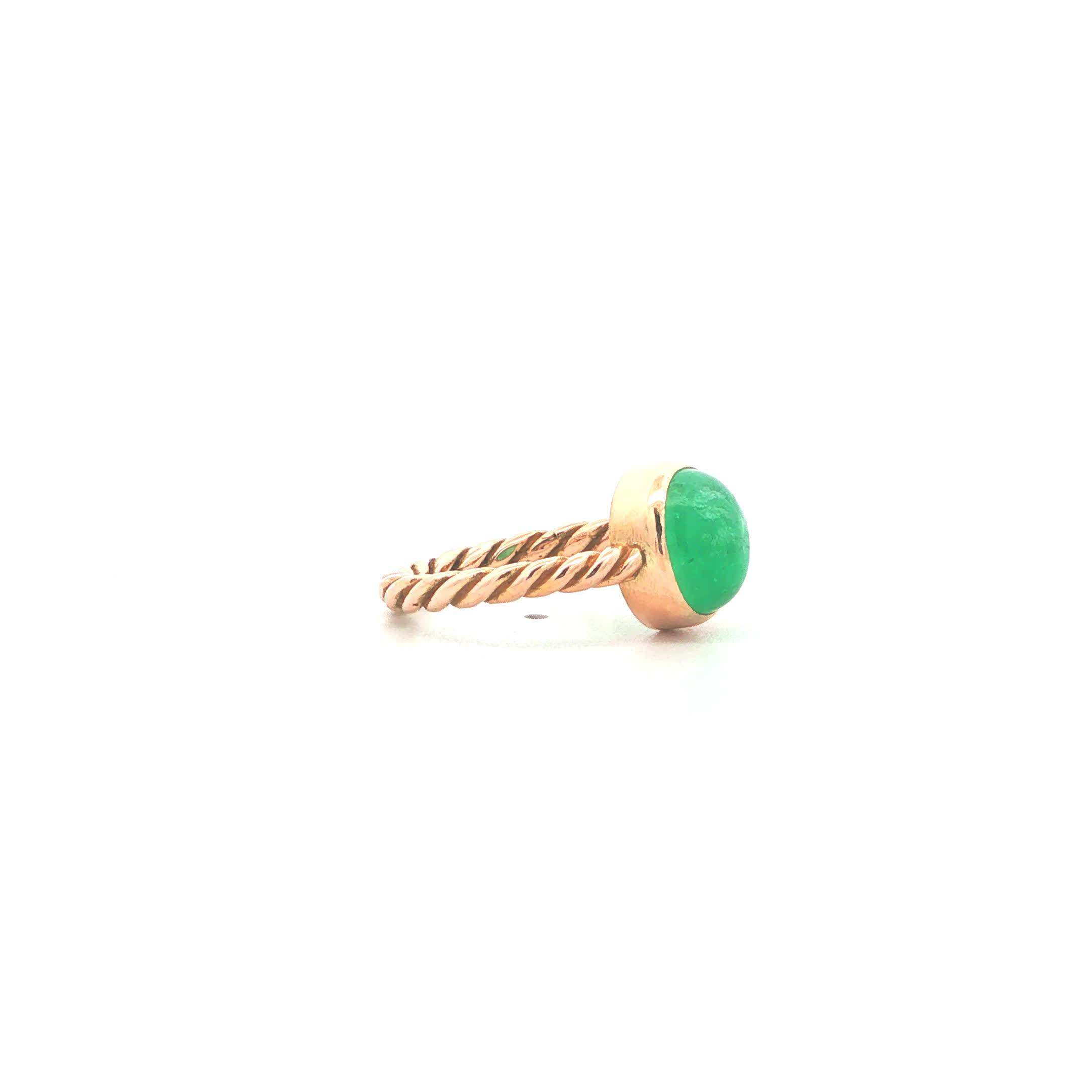 "Green garden" - Vintage Ring in 18kt Gelbgold mit smaragd Cabochon - Juwelier Steiger