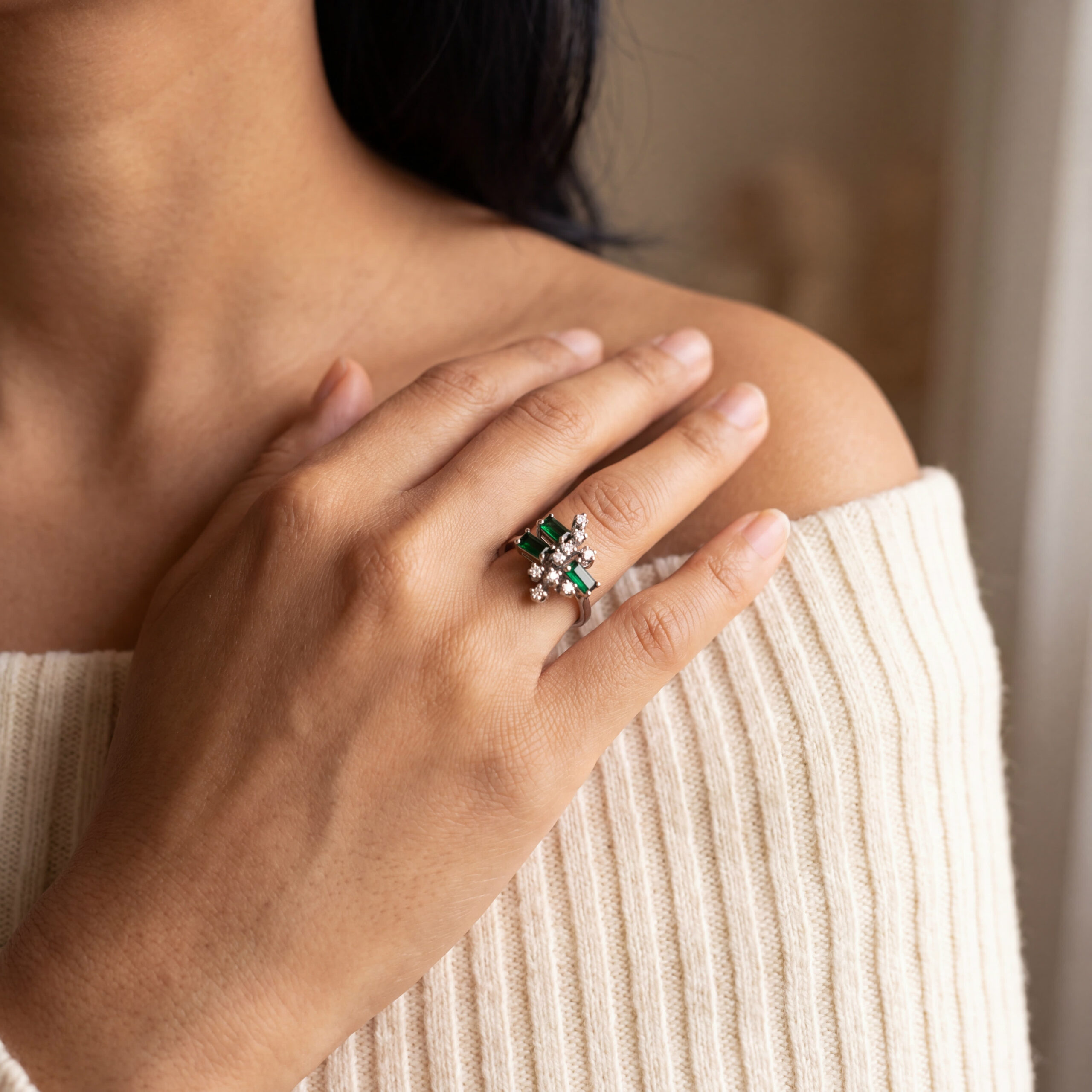 "Green Symphony" - Vintage Ring in 18kt Weißgold mit Turmalinen - Juwelier Steiger