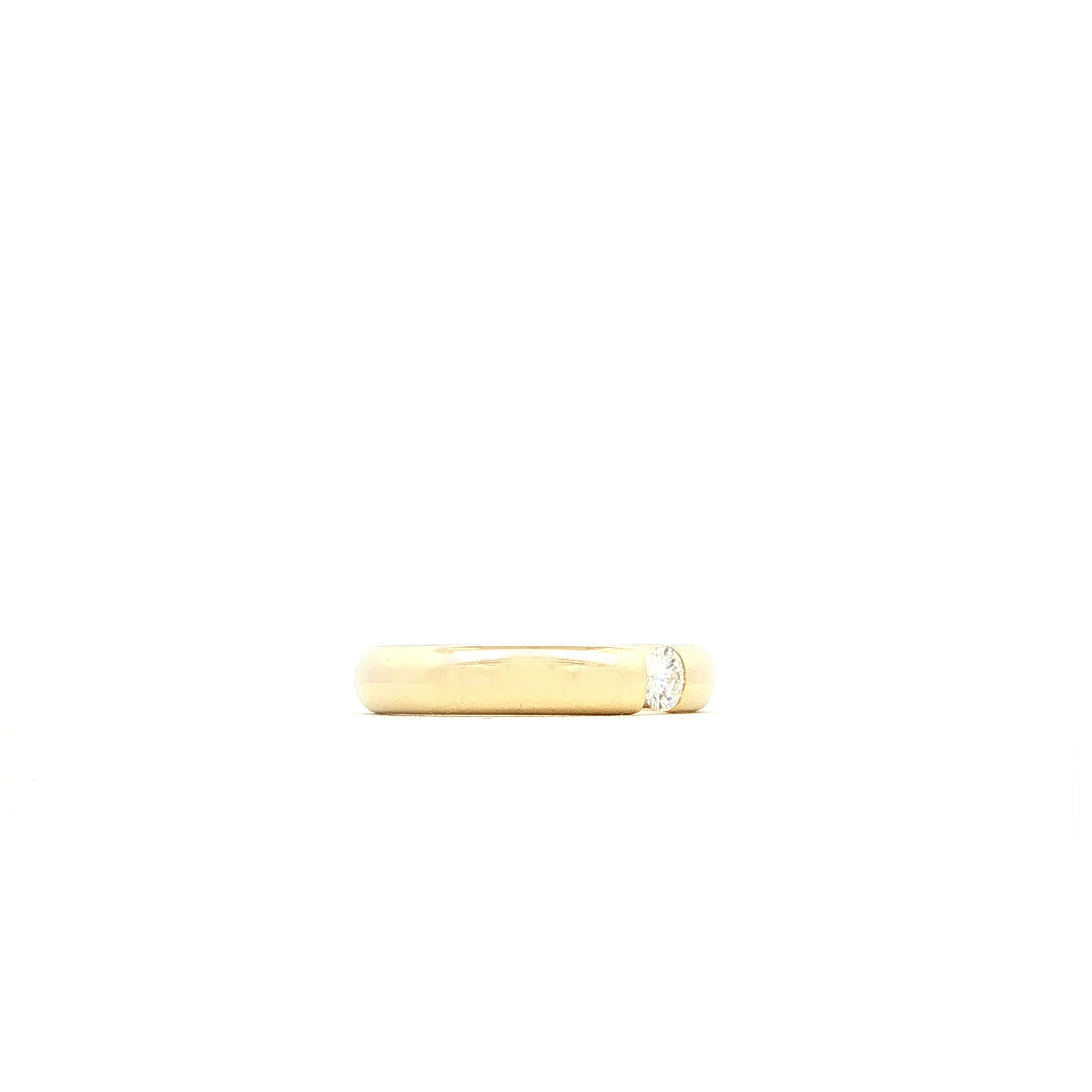 "Hold me Tight" - Moderner Spannring in 14kt Gelbgold mit Brillant ca. 0,20ct - Juwelier Steiger