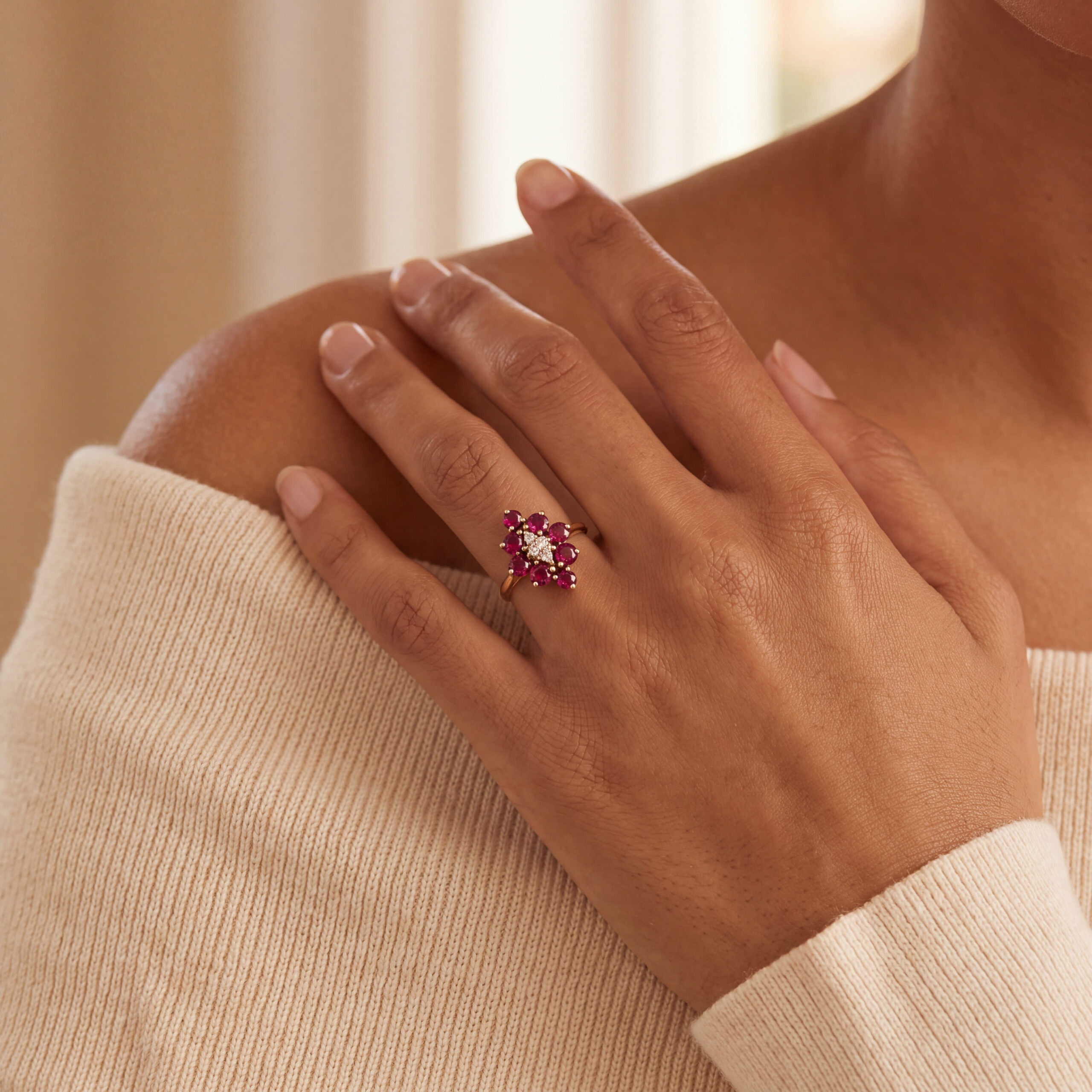 "La Vie en Rouge" - Vintage Ring in 14kt Gelbgold mit Rubin & Diamanten - Juwelier Steiger