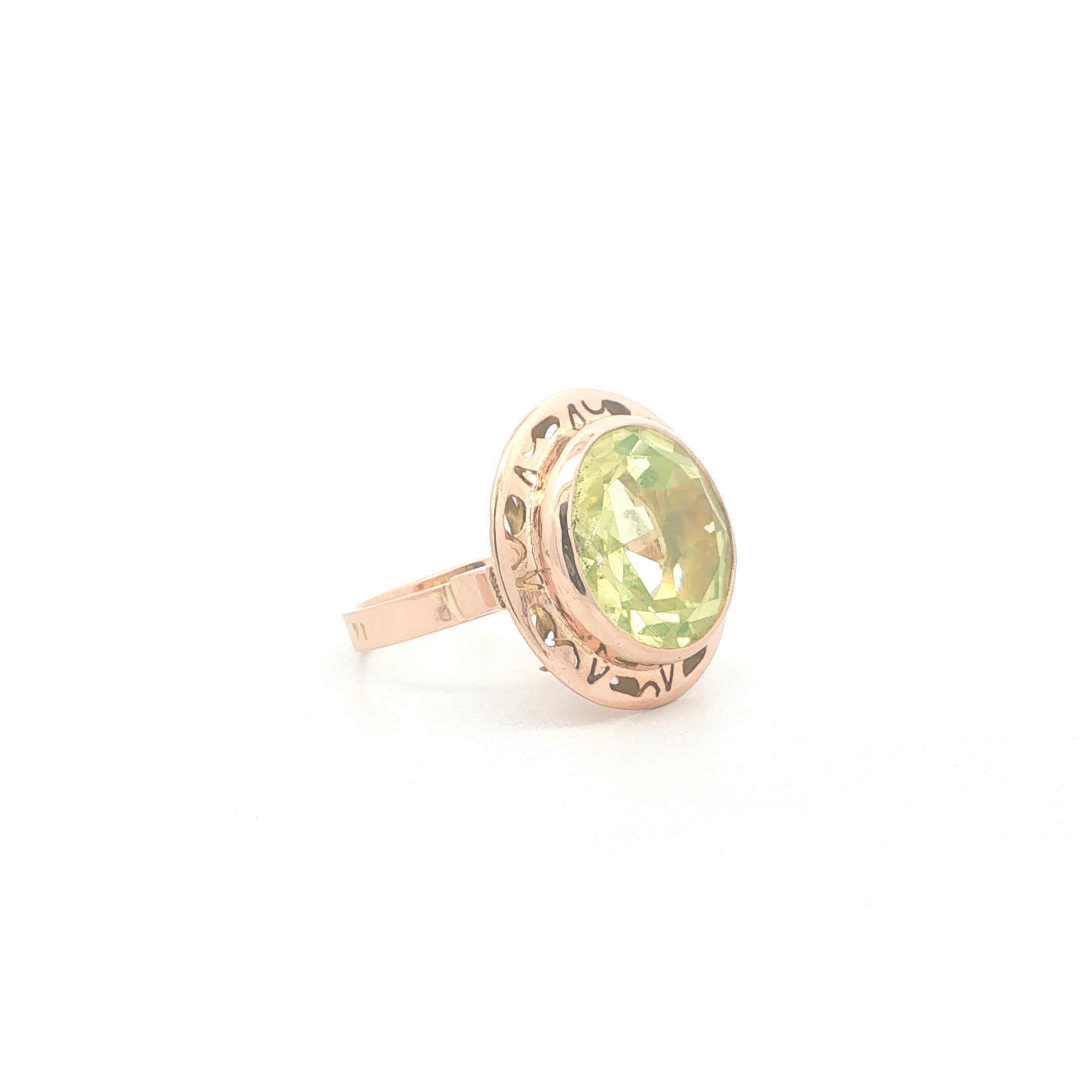 "Magic Eye"- Vintage Ring 14 Karat Gelbgold Ring mit Peridot Stein - Juwelier Steiger