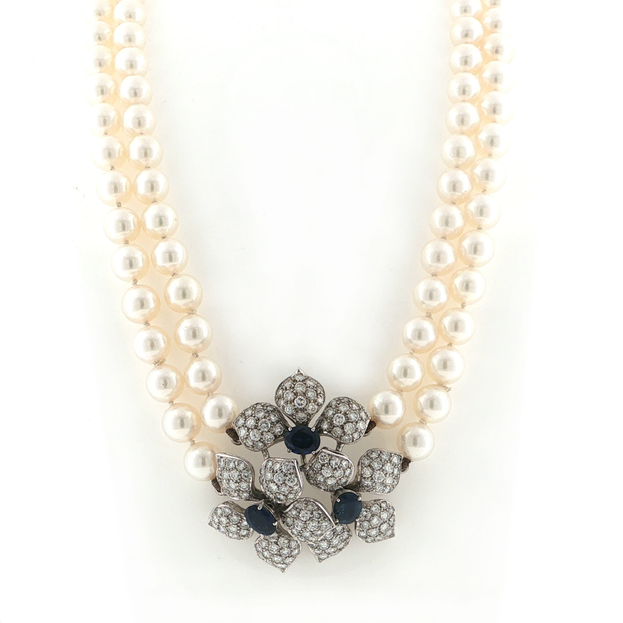 "Ocean Flower" - Vintage Perlen Collier in 14kt Weißgold mit saphiren & Brillanten - Juwelier Steiger