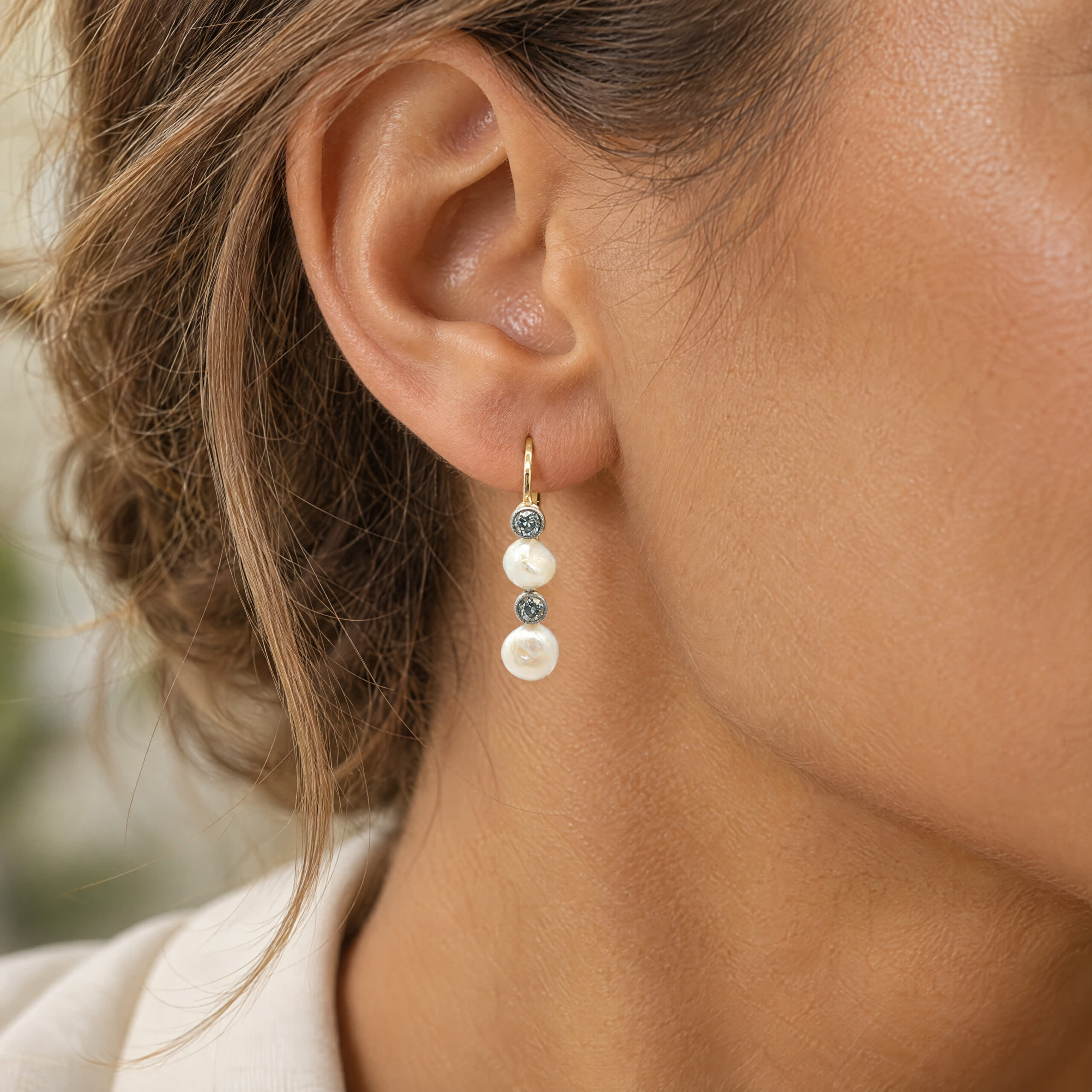 "Pearls of Time" - Antike Ohrhänger mit Perlen & Diamanten in 14kt Gelbgold - Juwelier Steiger