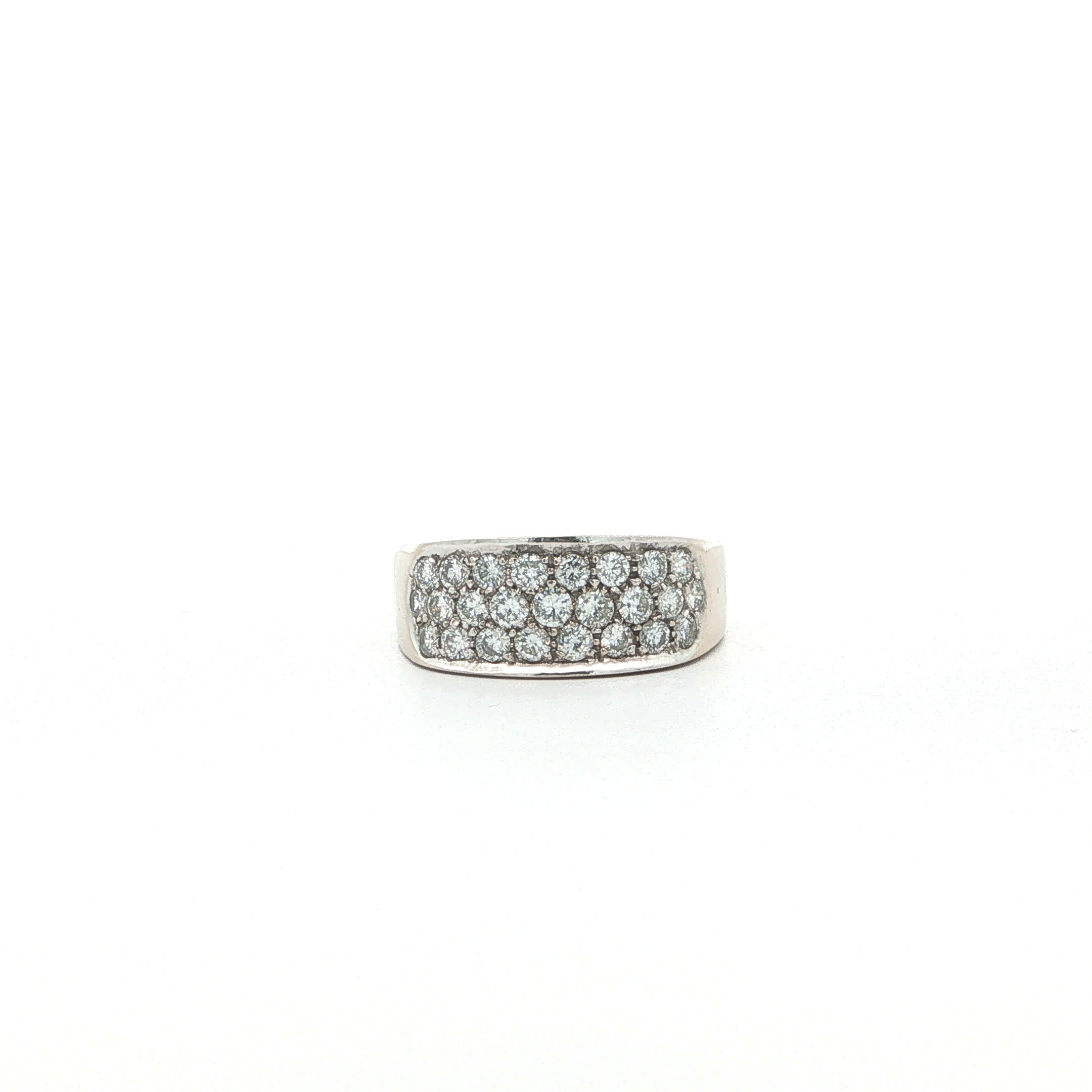 "Pure Pavé " - Vintage Ring in Weißgold mit Brillanten zus. ca. 1,0ct - Juwelier Steiger