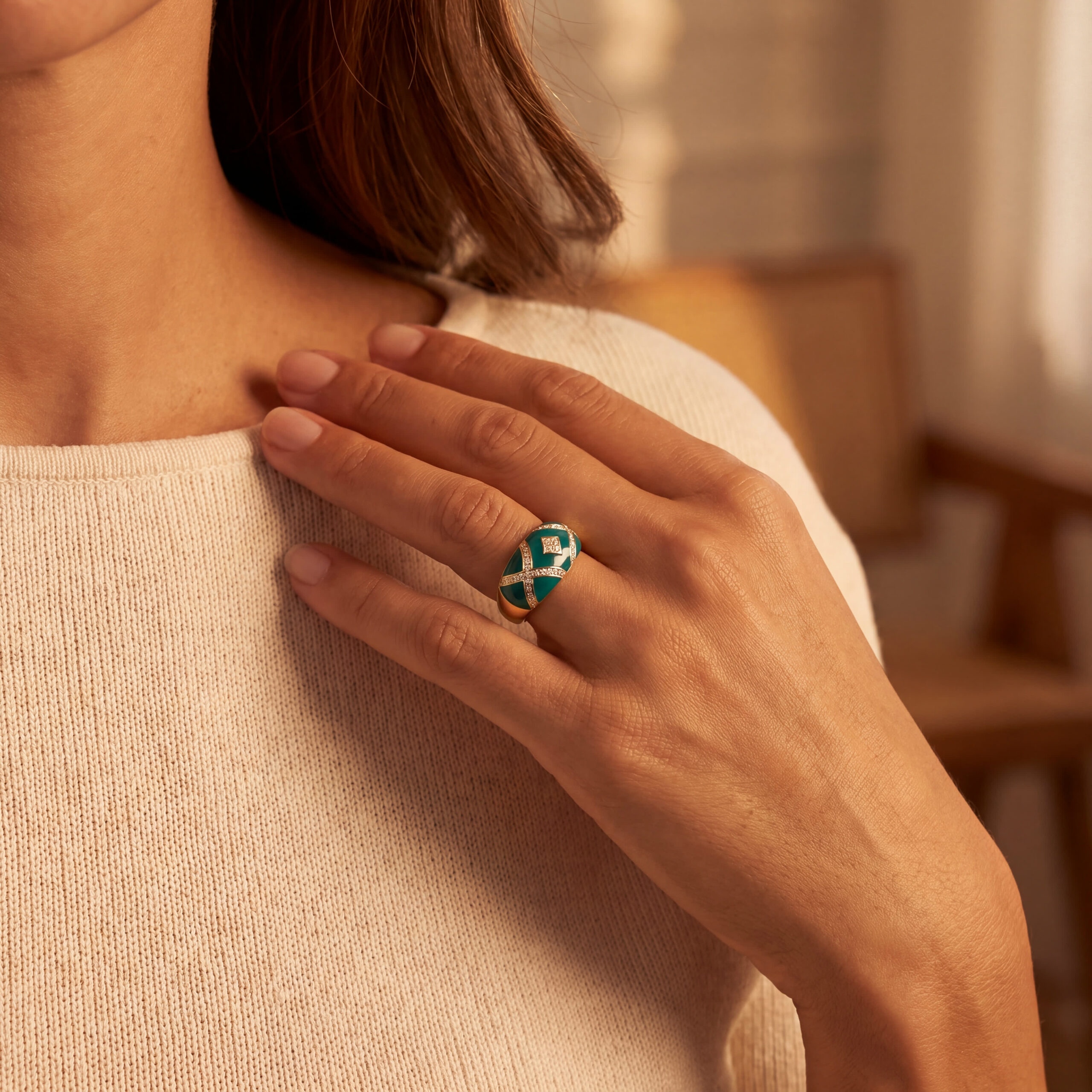 "Riviera Blue" - Vintage Ring in 14kt Gelbgold mit Diamanten & Emaille - Juwelier Steiger