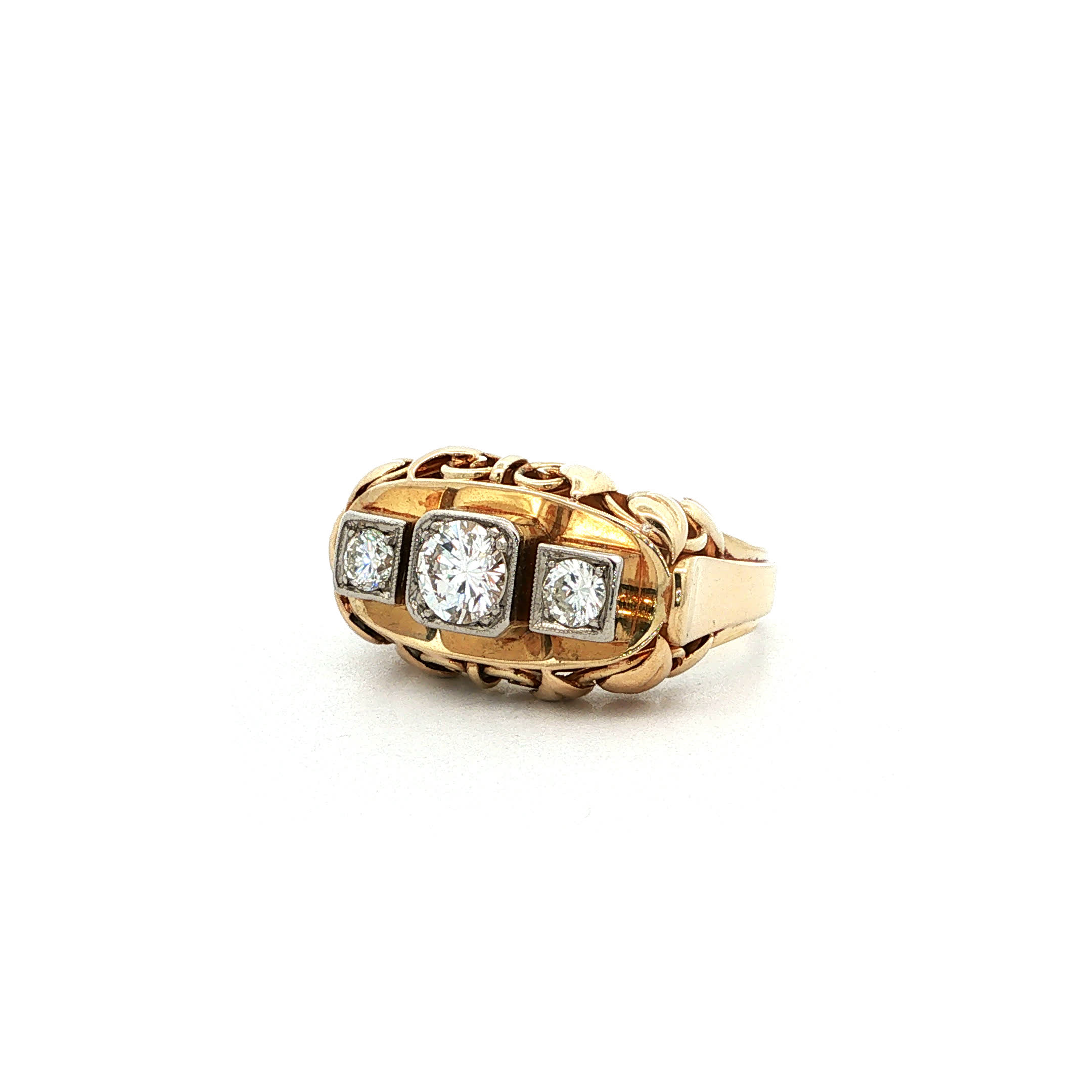 "Royal Statement" Vintage Ring in 14 Karat Gelbgold mit 3 Brillanten - Juwelier Steiger
