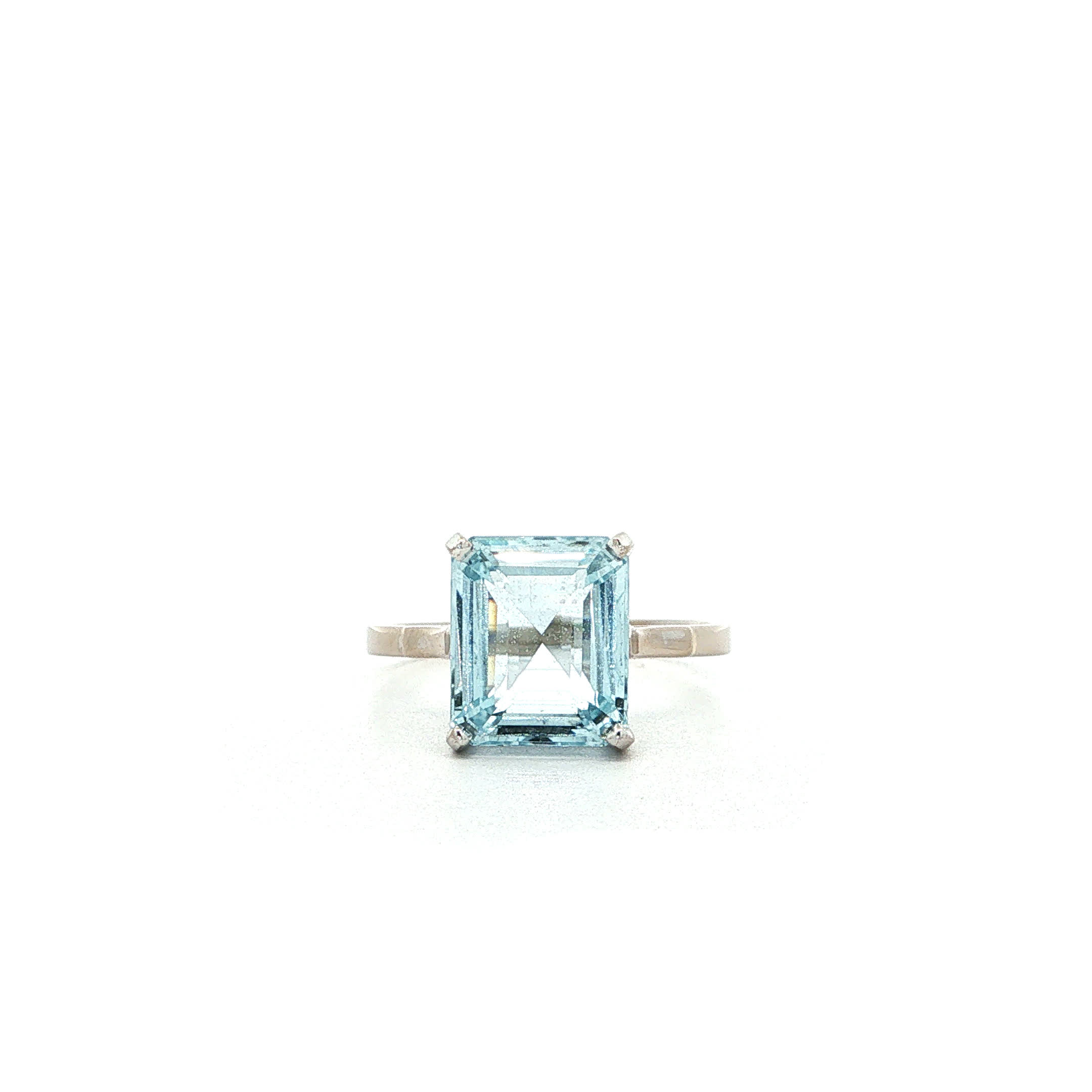 "Sunset am Pool" Vintage Ring in18 Karat Weißgold mit Topaz - Juwelier Steiger