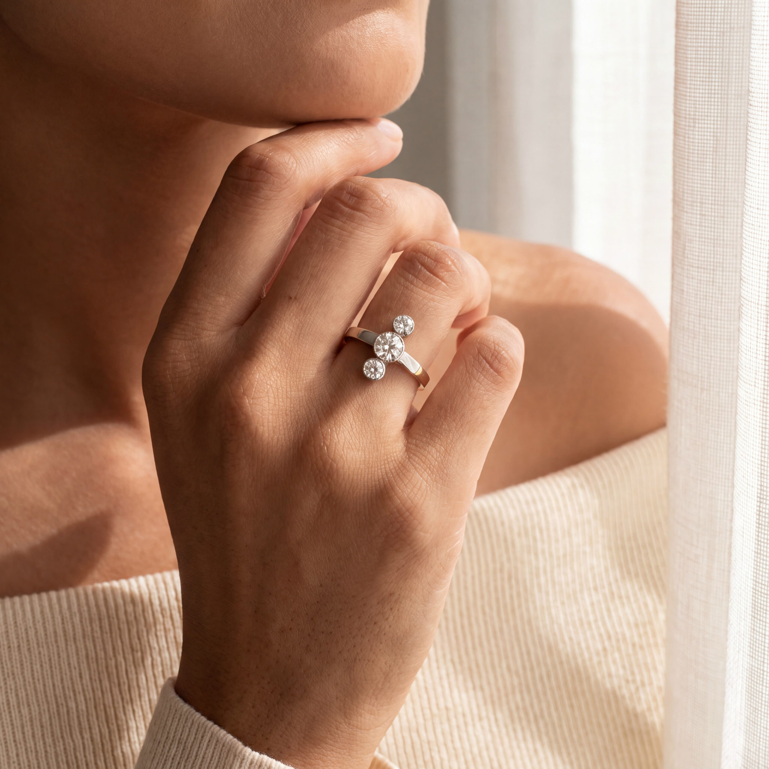 "Three Times Forever" - Antiker Ring in 14kt Gelbgold mit Diamanten - Juwelier Steiger
