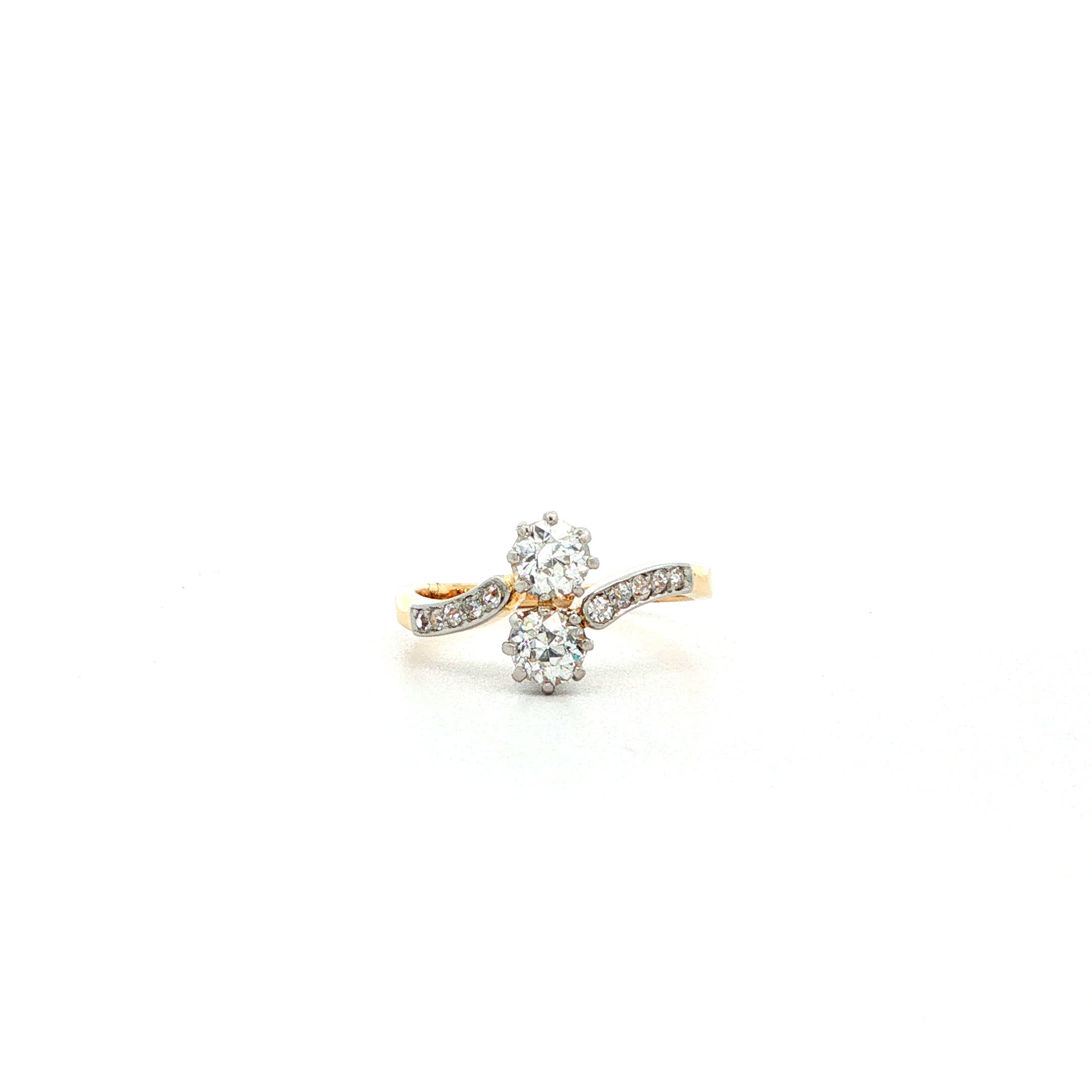 "Toi et Moi" - Antiker Ring in 18kt Gelbgold mit Diamanten im Altschliff - Juwelier Steiger