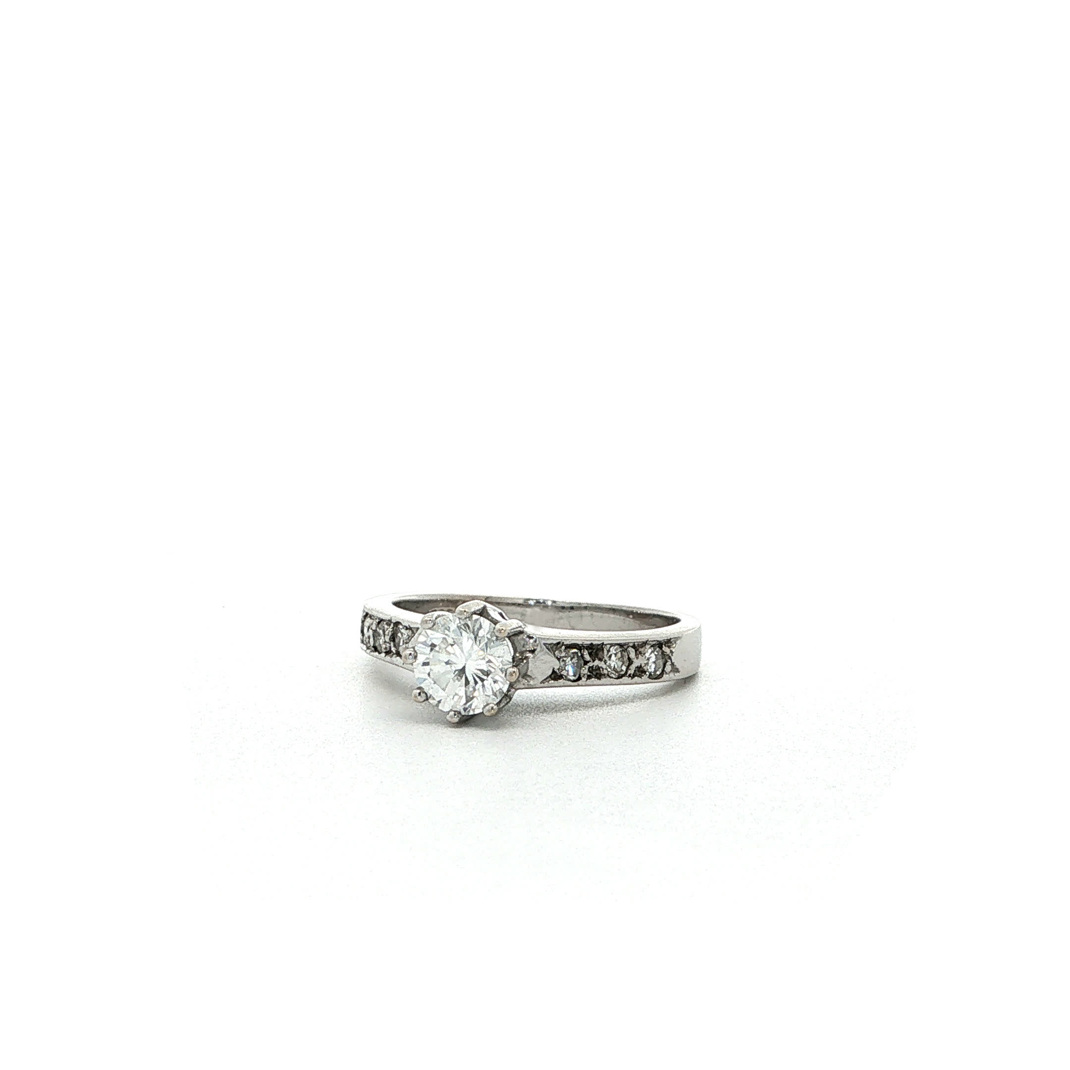 "Vintage Yes" Vintage Ring in 14 Karat Weißgold mit Brillant - Juwelier Steiger