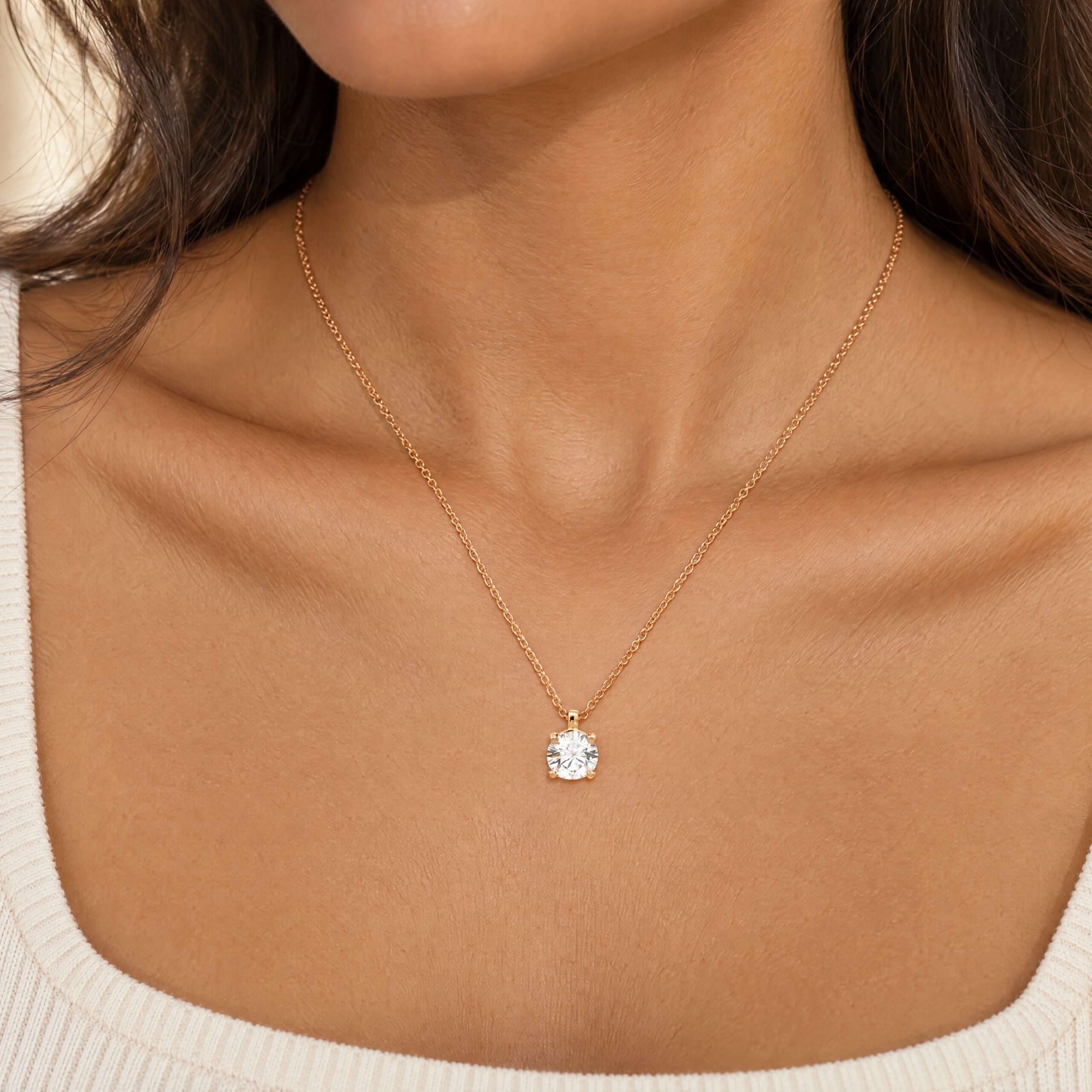 "One carat of love" - Moderne Solitaire Kette mit Anhänger in 18 Karat Gelbgold 1.03 ct.