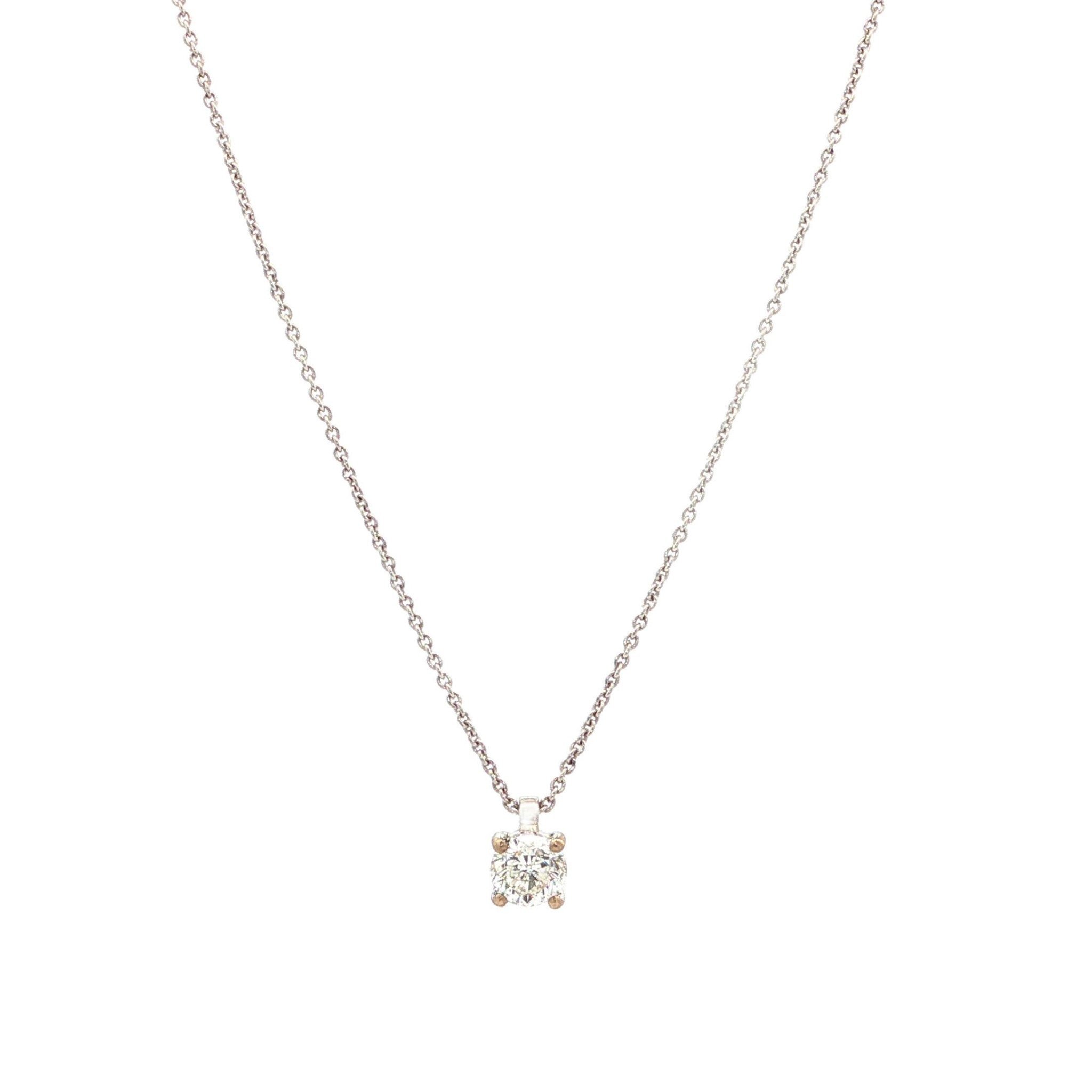 "A touch of luxury" - Moderne Solitaire Kette mit Anhänger in 18 Karat Weißgold 0,74 ct.