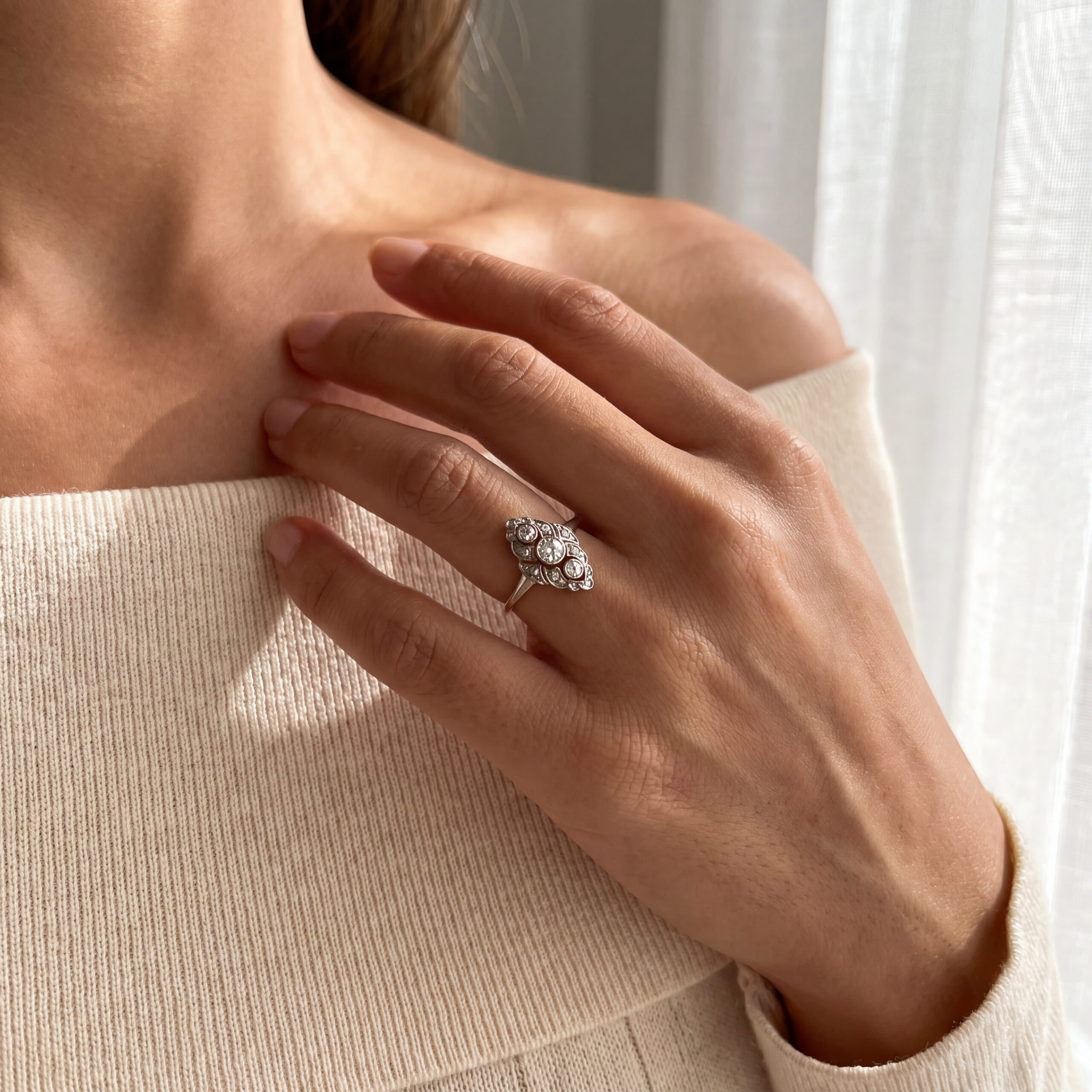 "Beautiful Art" - Vintage Ring in 14kt Gelbgold mit Brillanten - Juwelier Steiger