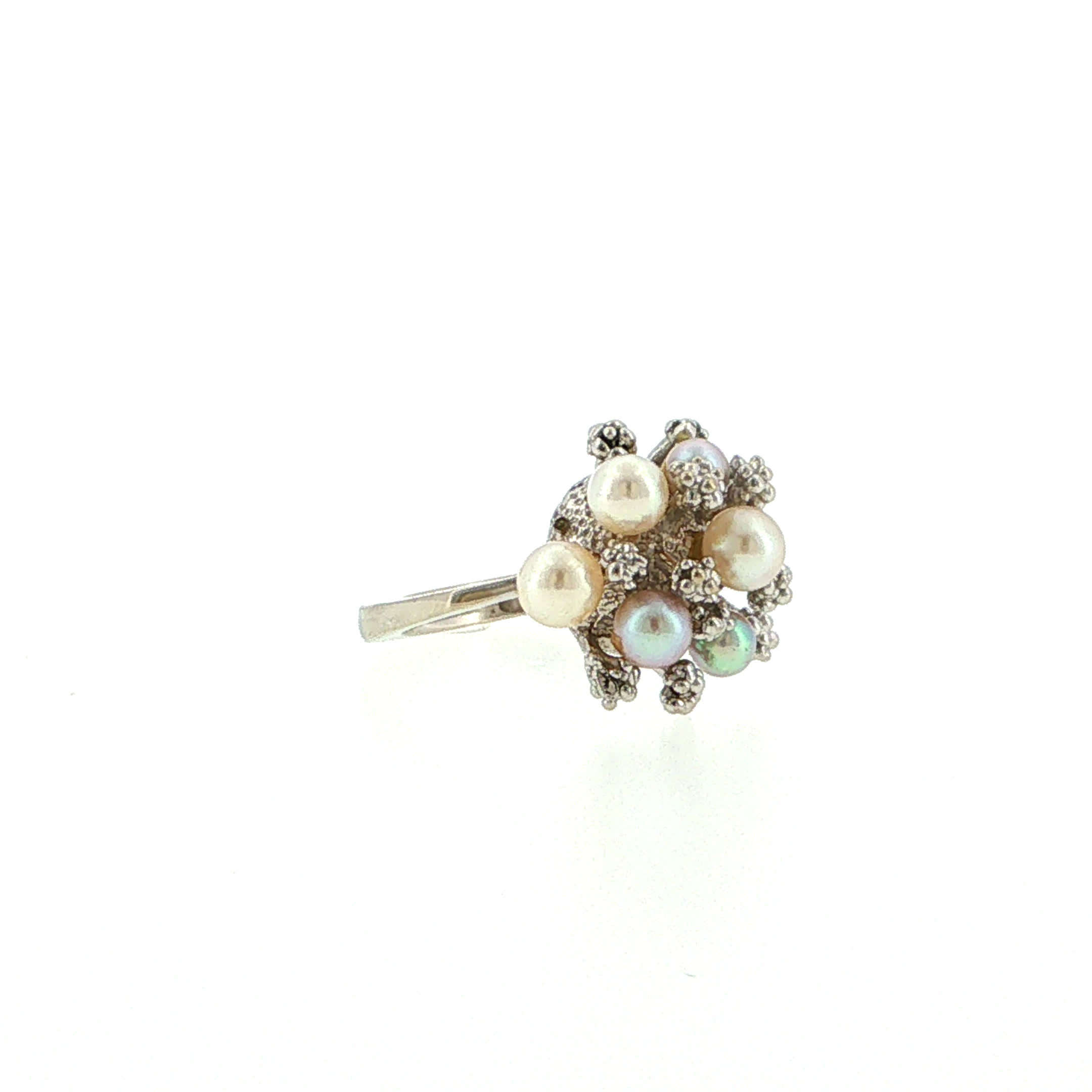"Desert Rose" - Vintage Ring in 14kt Weißgold mit Brillanten - Juwelier Steiger