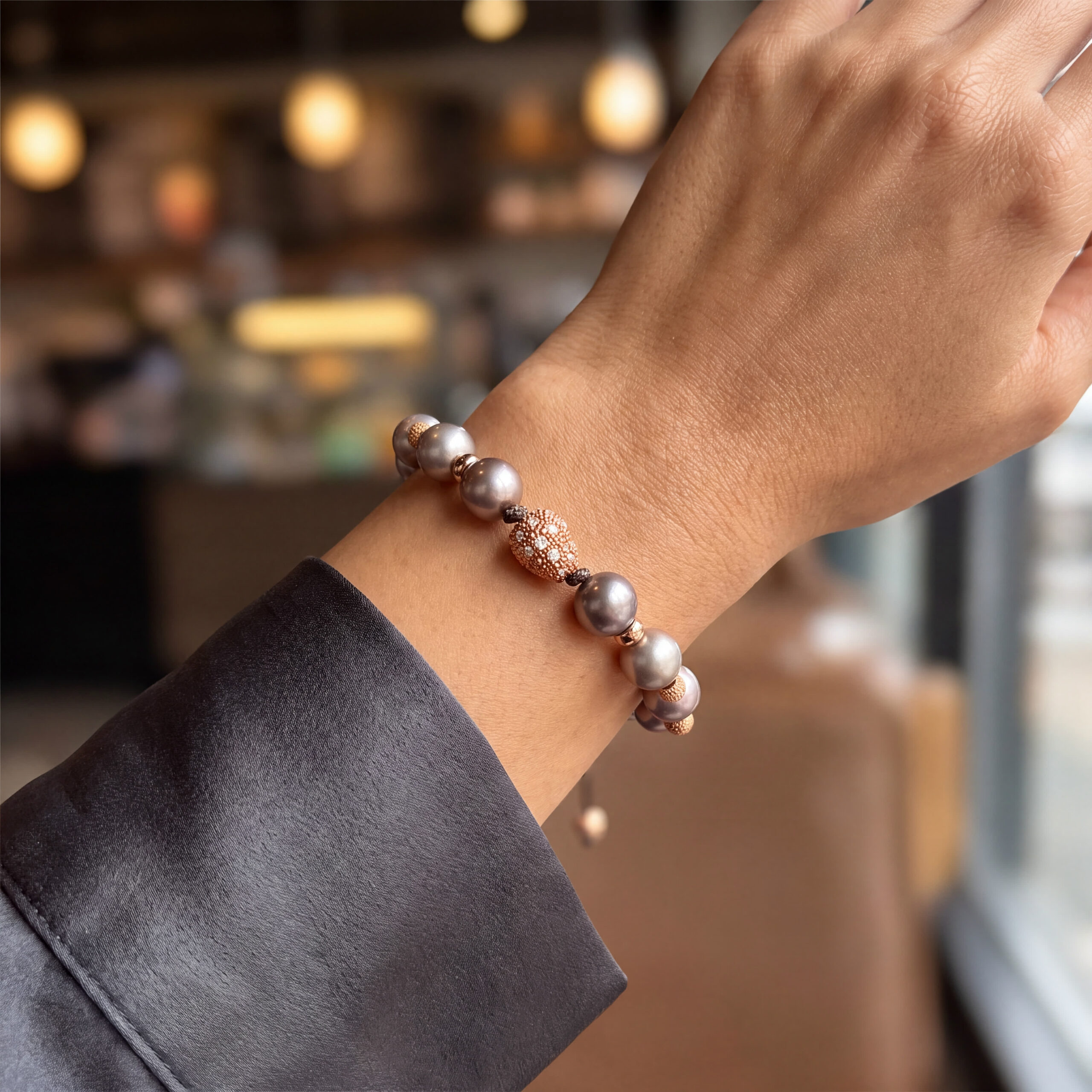 "Golden Lagoon" - Modernes Armband mit Perlen & Brillanten mit 18kt Gelbgold aus 750er Gelbgold - Juwelier Steiger