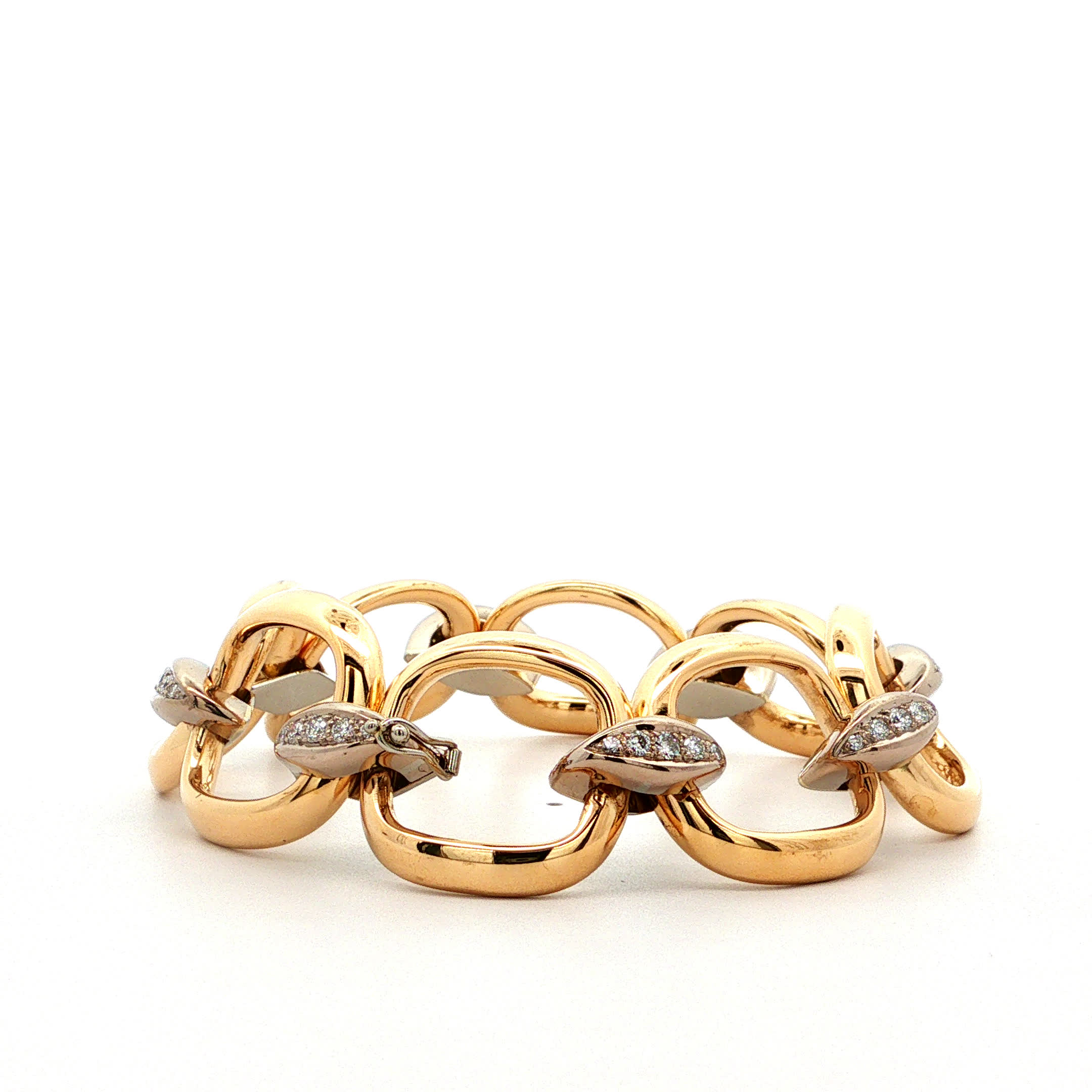 "Goldene Liaison" - Modernes Armband in 18kt Gelbgold mit Brillanten aus 750er Gelbgold - Juwelier Steiger
