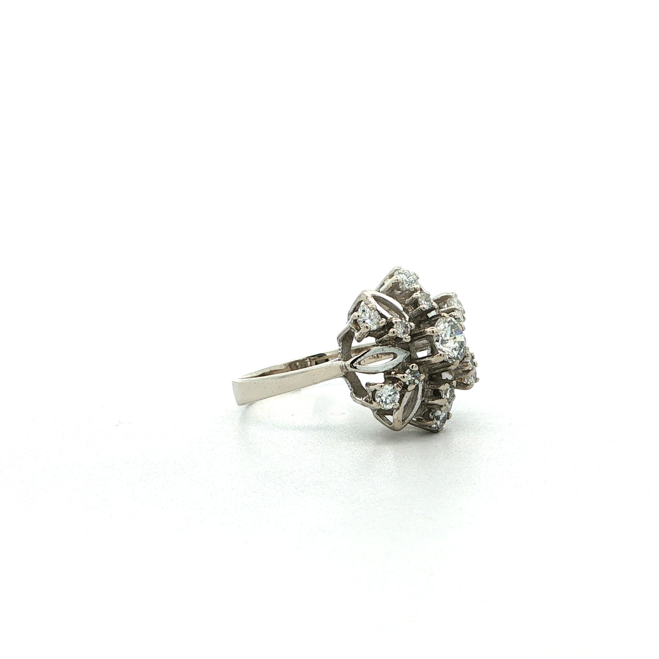 "Smaragd Triologie" - Vintage Ring in 14kt Weißgold mit Smaragden & Brillanten - Juwelier Steiger
