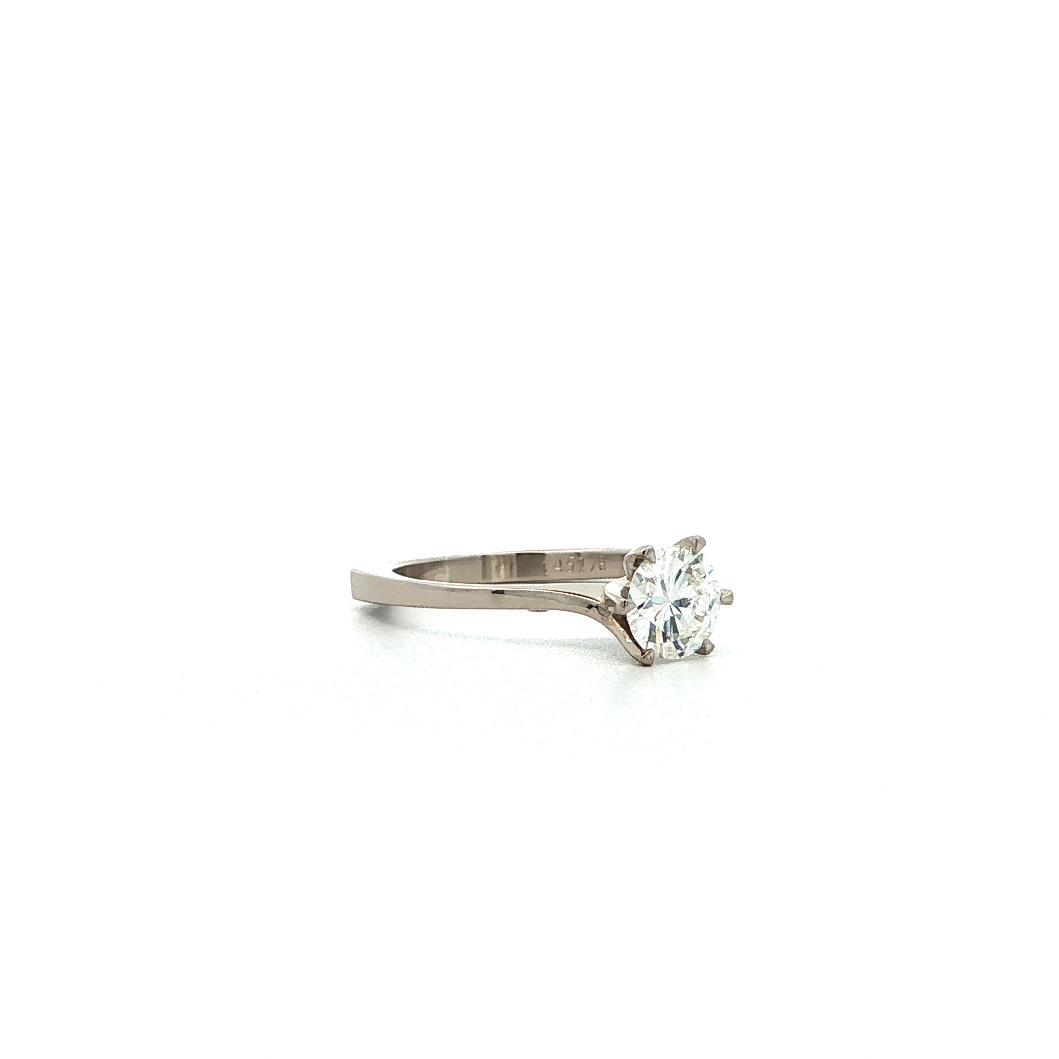 "Sparkling Moments" - Vintage Solitär Ring mit Brillant ca. 1,25ct - Juwelier Steiger