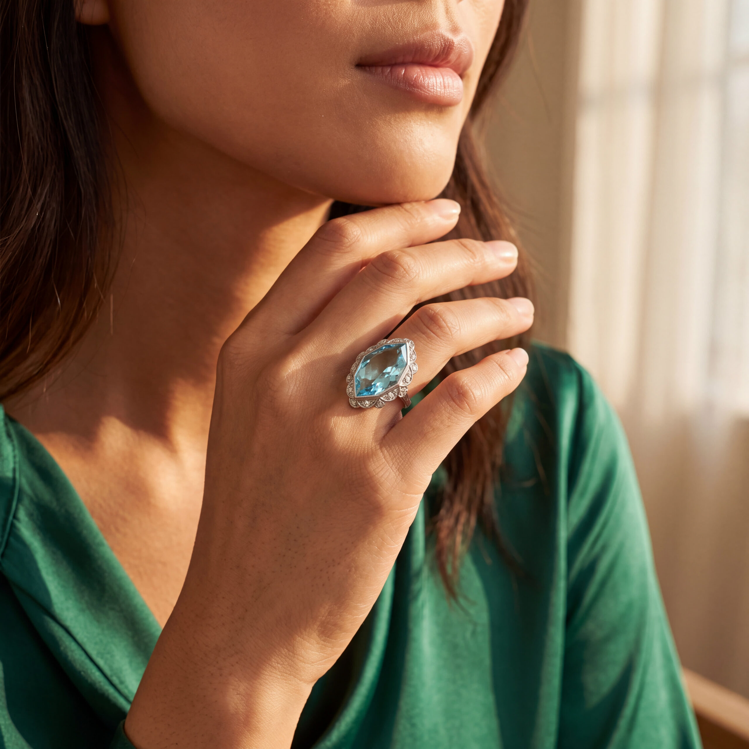 "Swimming Pool" - Vintage Ring in 14kt Weißgold mit Aquamarin - Juwelier Steiger