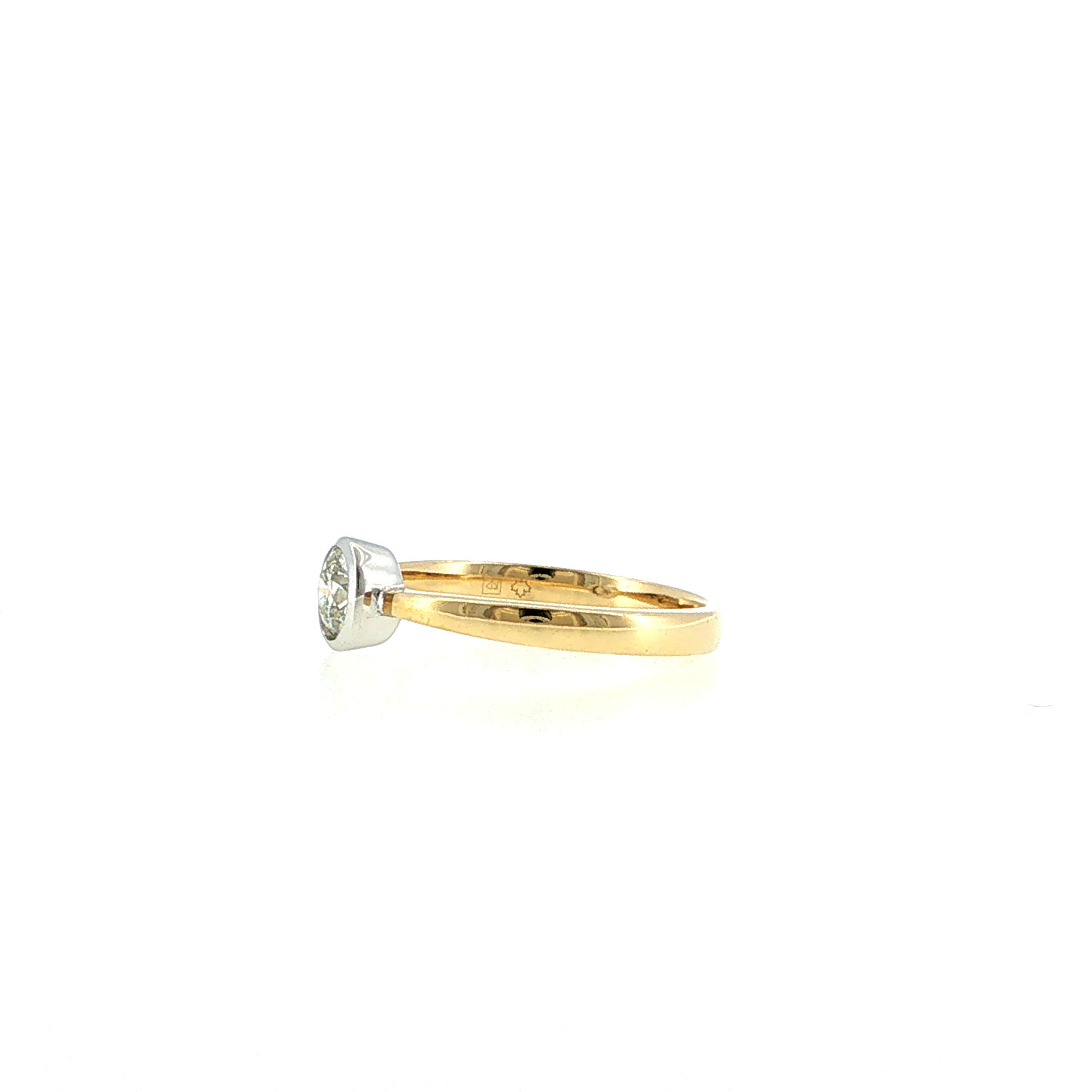 "Weißgold trifft Gelbgold" - Vintage Ring in 14kt Gelbgold mit Brillant - Juwelier Steiger