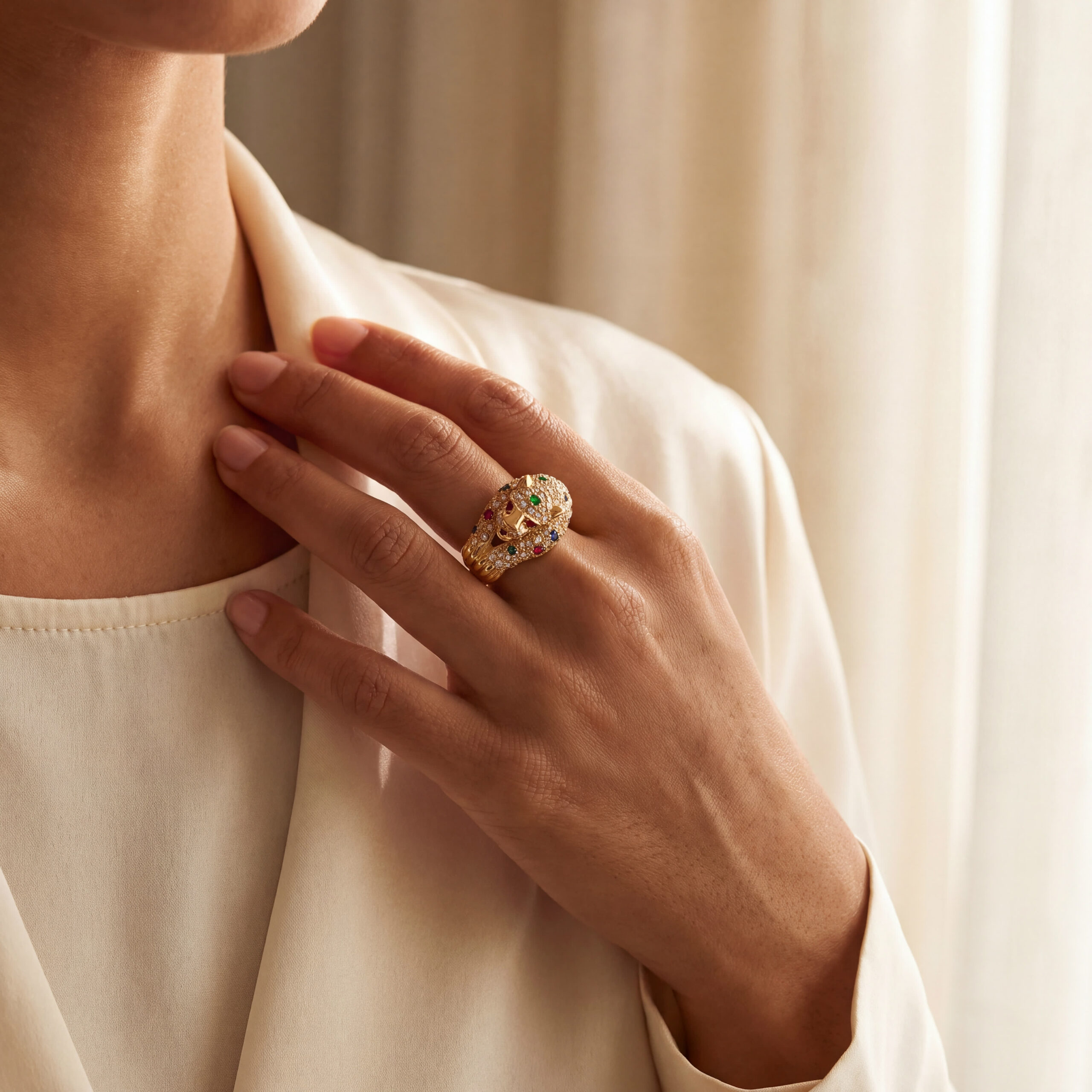 "Wild & Precious" - Vintage Ring mit Panther Motiv in 18kt Gelbgold mit Brillanten - Juwelier Steiger