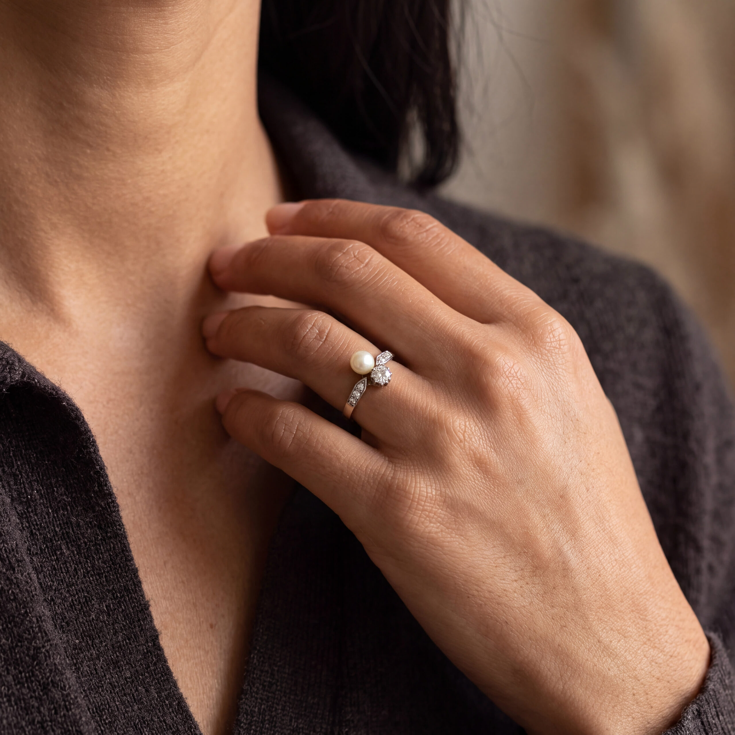 "Zwei Seelen" - Antiker Toi et Moi Ring in 14kt Gelbgold mit Diamanten & Perle - Juwelier Steiger