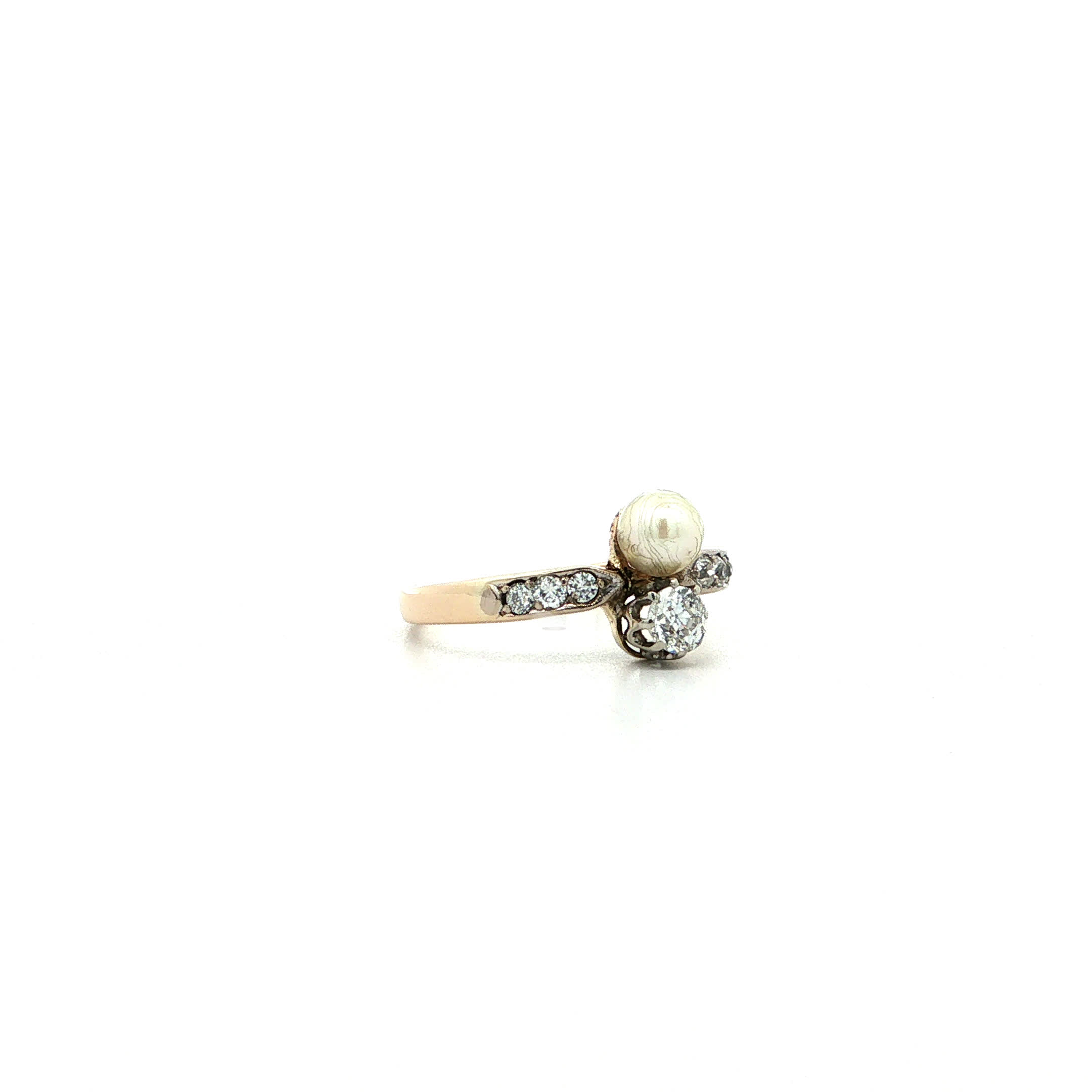 "Zwei Seelen" - Antiker Toi et Moi Ring in 14kt Gelbgold mit Diamanten & Perle - Juwelier Steiger